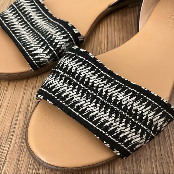 J. Crew d’orsay peep toe flat with black woven textile print - Picture 2 of 4